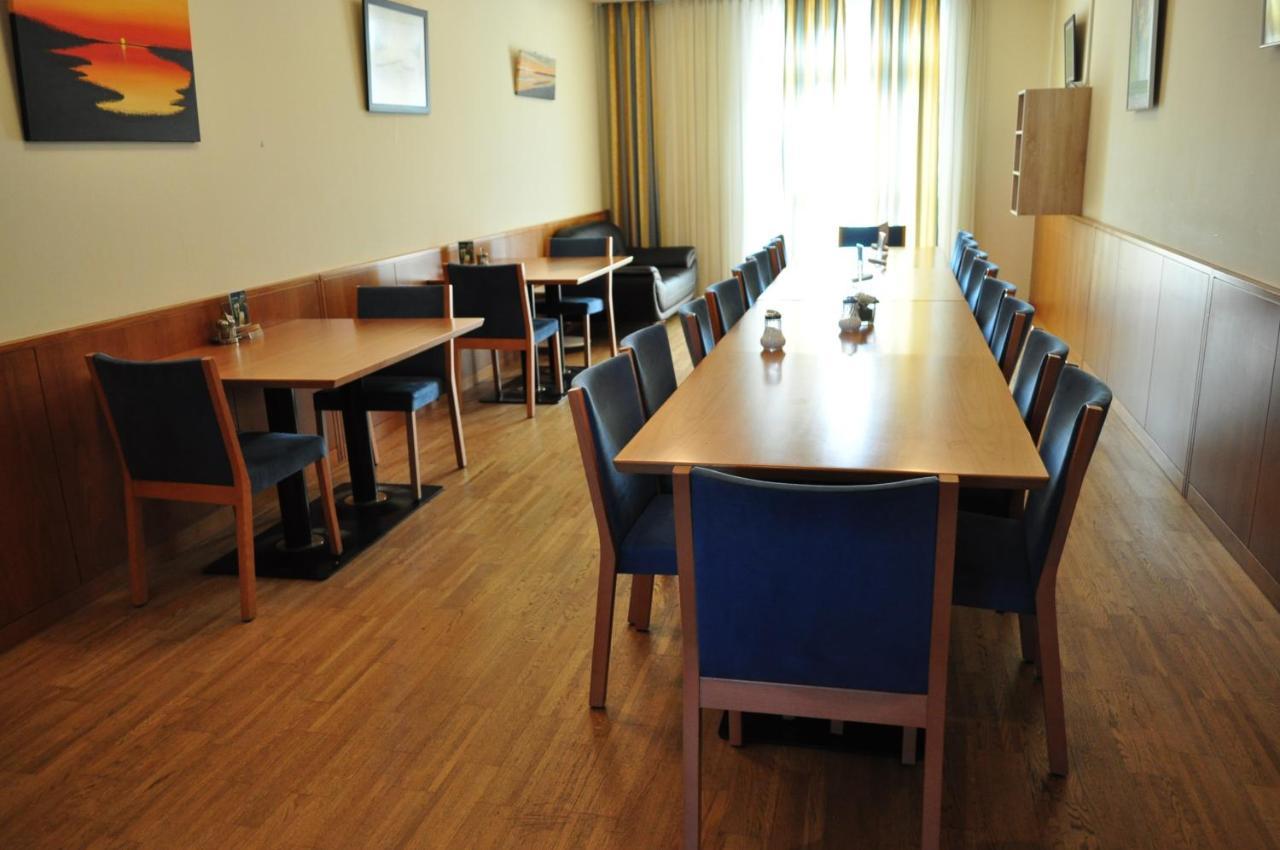 Lei'S Wok Hotel Neusiedl am See Bagian luar foto