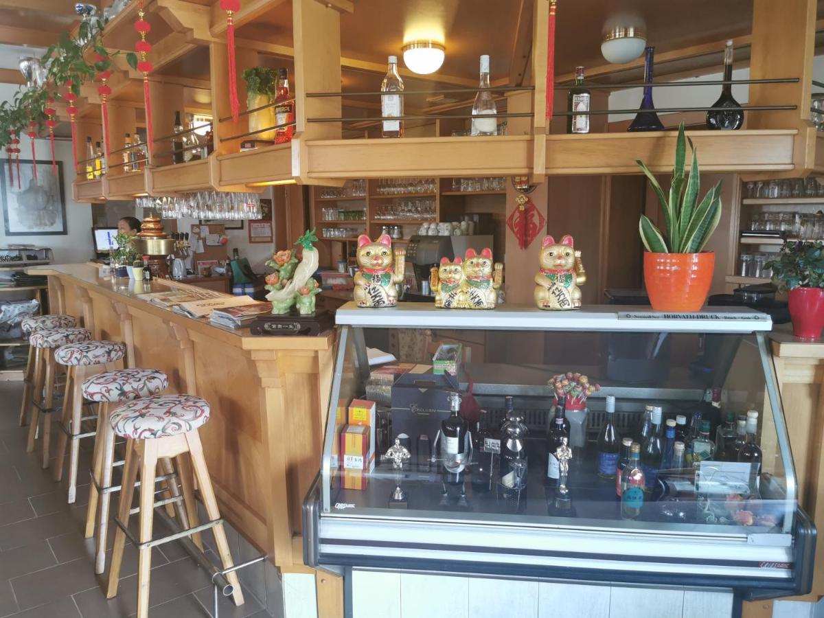 Lei'S Wok Hotel Neusiedl am See Bagian luar foto
